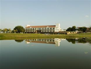 אחמדאבאד Club Mahindra Kensville Golf Resort מראה חיצוני תמונה