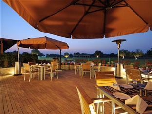 אחמדאבאד Club Mahindra Kensville Golf Resort מראה חיצוני תמונה